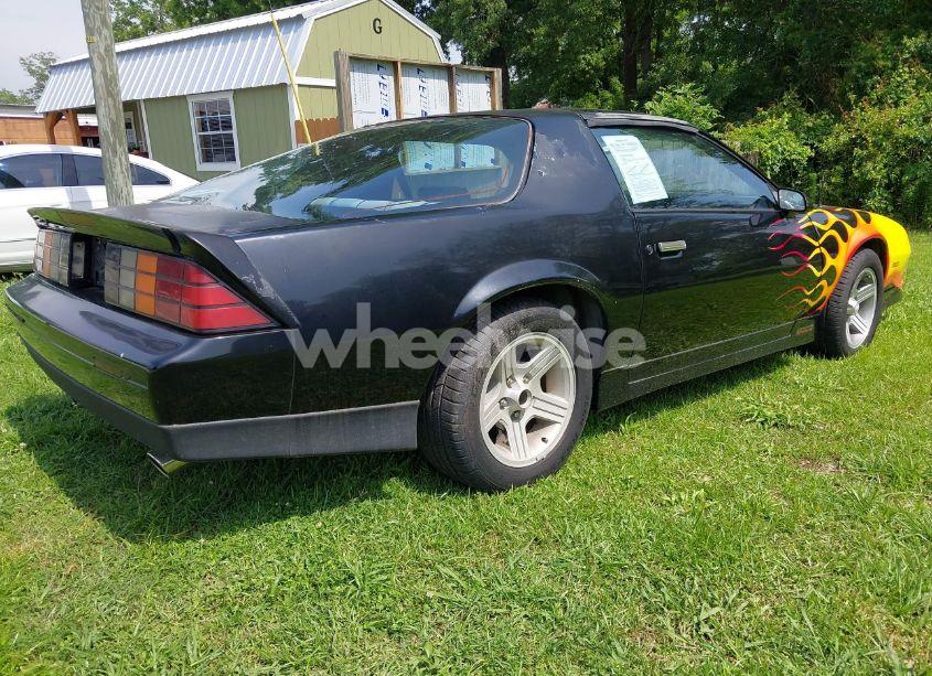 Photo 4 of 1988 Chevrolet Camaro (VIN 1G1FP2183JL119241)