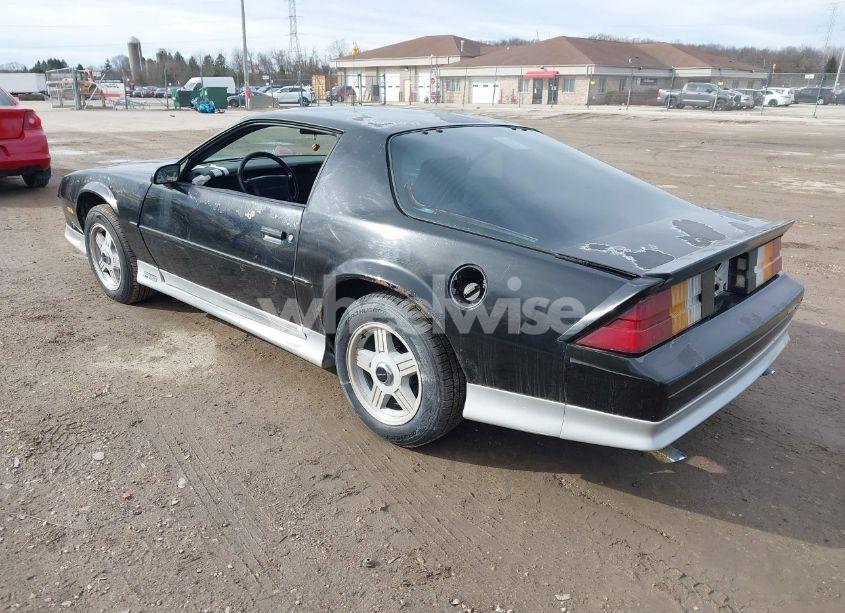 Photo 3 of 1992 Chevrolet Camaro RS (VIN 1G1FP23E1NL143868)