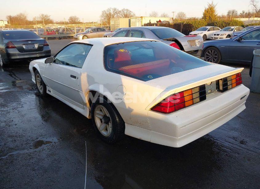 Photo 3 of 1992 Chevrolet Camaro RS (VIN 1G1FP23E4NL131682)