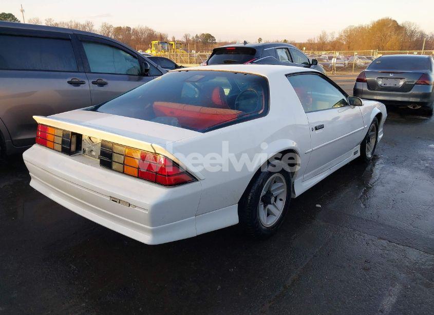 Photo 4 of 1992 Chevrolet Camaro RS (VIN 1G1FP23E4NL131682)