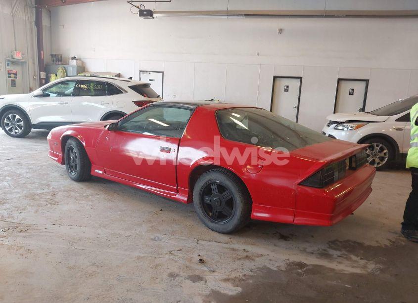 Photo 3 of 1992 Chevrolet Camaro RS (VIN 1G1FP23E7NL135628)