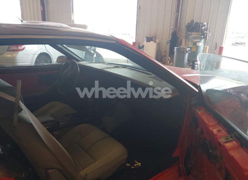 Photo 5 of 1992 Chevrolet Camaro RS (VIN 1G1FP23E7NL135628)