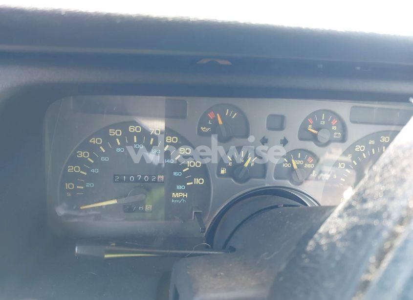 Photo 7 of 1992 Chevrolet Camaro RS (VIN 1G1FP23T6NL115045)