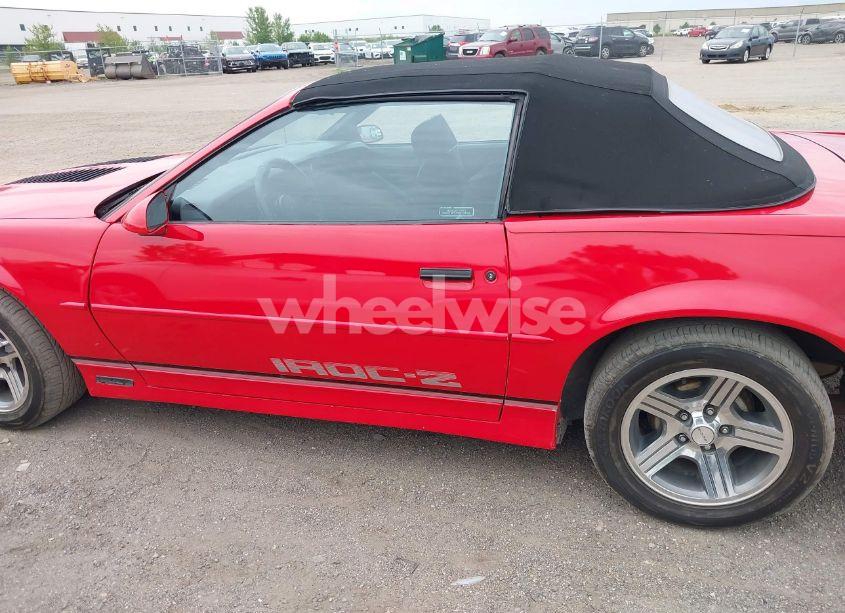 Photo 14 of 1989 Chevrolet Camaro (VIN 1G1FP31E8KL181862)