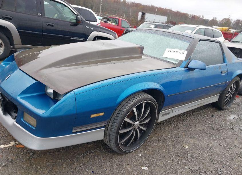 Photo 2 of 1985 Chevrolet Camaro (VIN 1G1FP87F9FL454357)