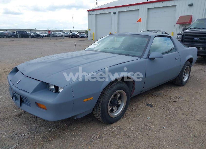 Photo 2 of 1986 Chevrolet Camaro (VIN 1G1FP87S5GL115609)