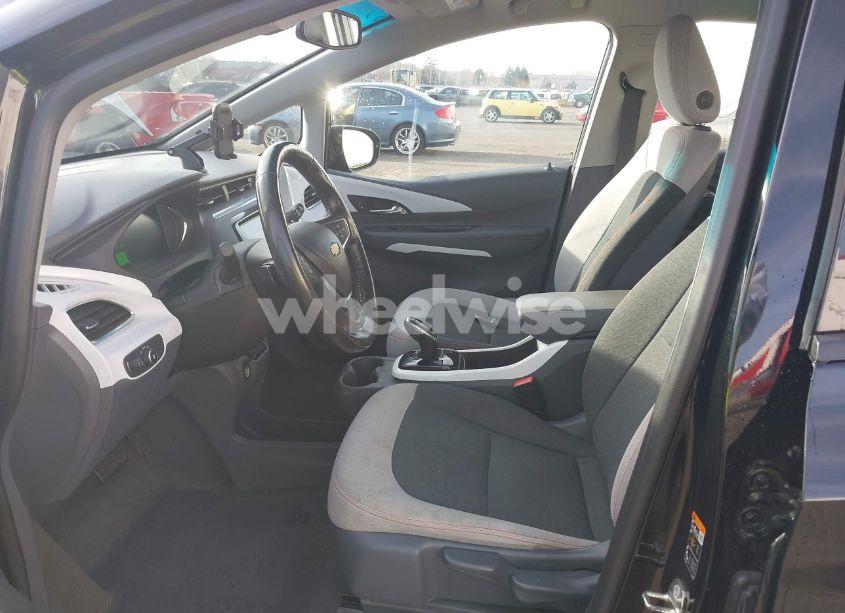 Photo 5 of 2017 Chevrolet Bolt EV LT (VIN 1G1FW6S01H4190638)