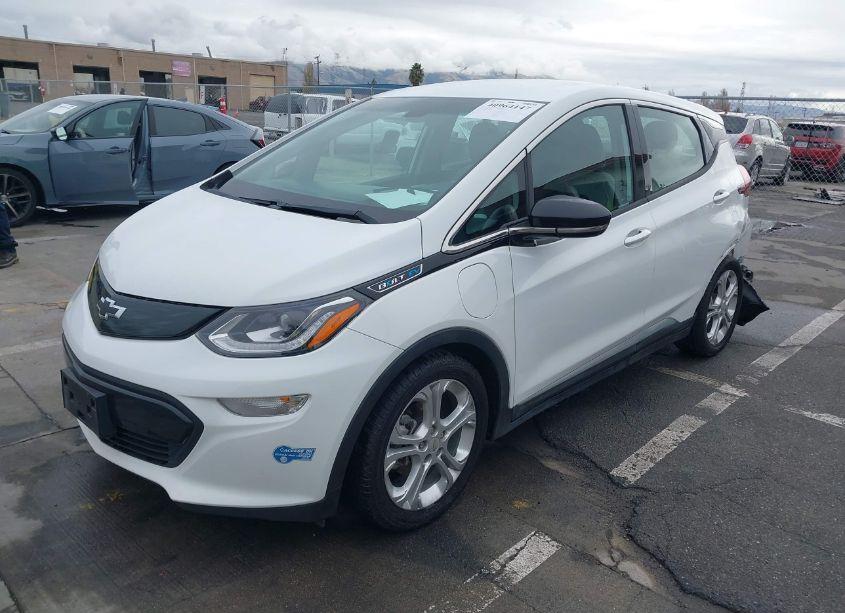 Photo 2 of 2018 Chevrolet Bolt EV LT (VIN 1G1FW6S06J4137004)