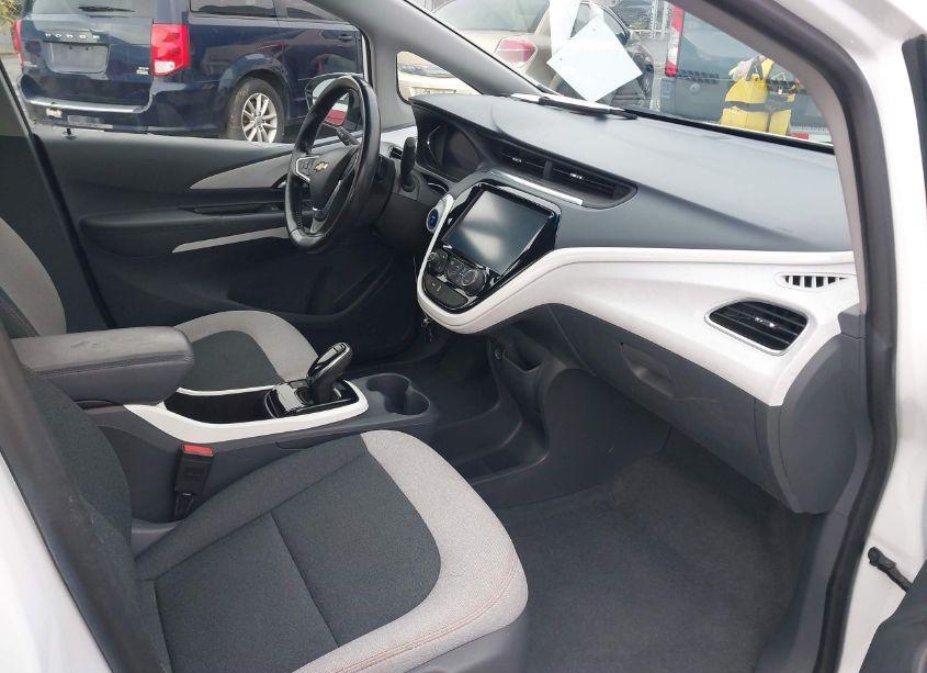 Photo 5 of 2018 Chevrolet Bolt EV LT (VIN 1G1FW6S06J4137004)