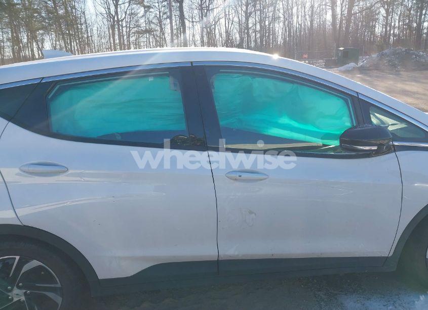 Photo 13 of 2022 Chevrolet Bolt EV FWD 2LT (VIN 1G1FX6S01N4100400)
