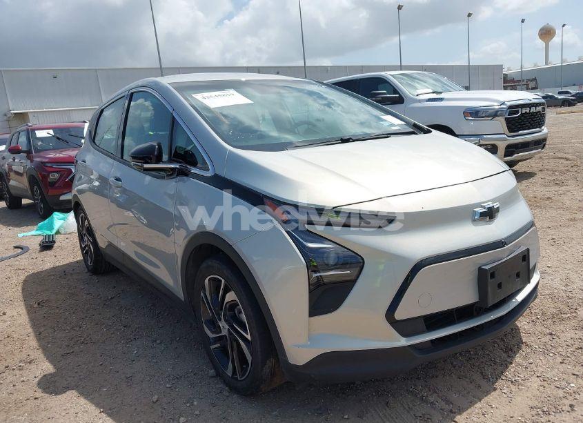 2023 Chevrolet Bolt EV FWD 2LT (VIN 1G1FX6S01P4172426) main photo