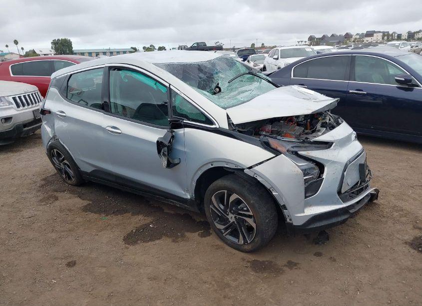 2022 Chevrolet Bolt EV FWD 2LT (VIN 1G1FX6S03N4101211) main photo