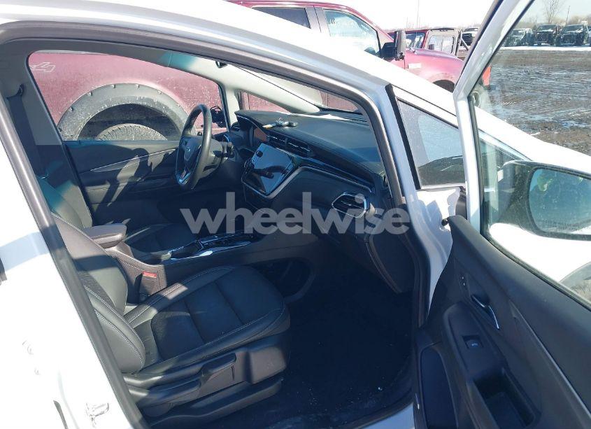 Photo 5 of 2023 Chevrolet Bolt EV FWD 2LT (VIN 1G1FX6S03P4115015)