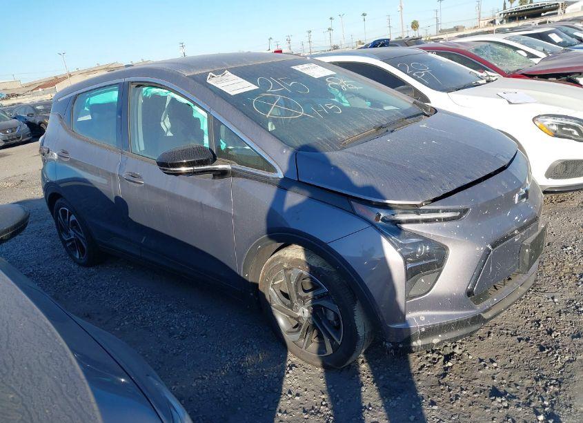 2023 Chevrolet Bolt EV FWD 2LT (VIN 1G1FX6S04P4201692) main photo