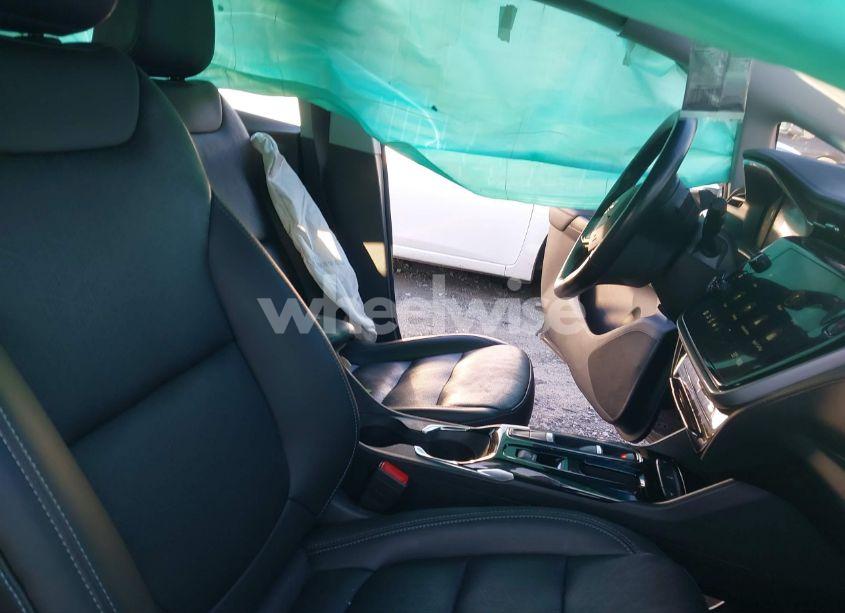 Photo 5 of 2023 Chevrolet Bolt EV FWD 2LT (VIN 1G1FX6S05P4162790)