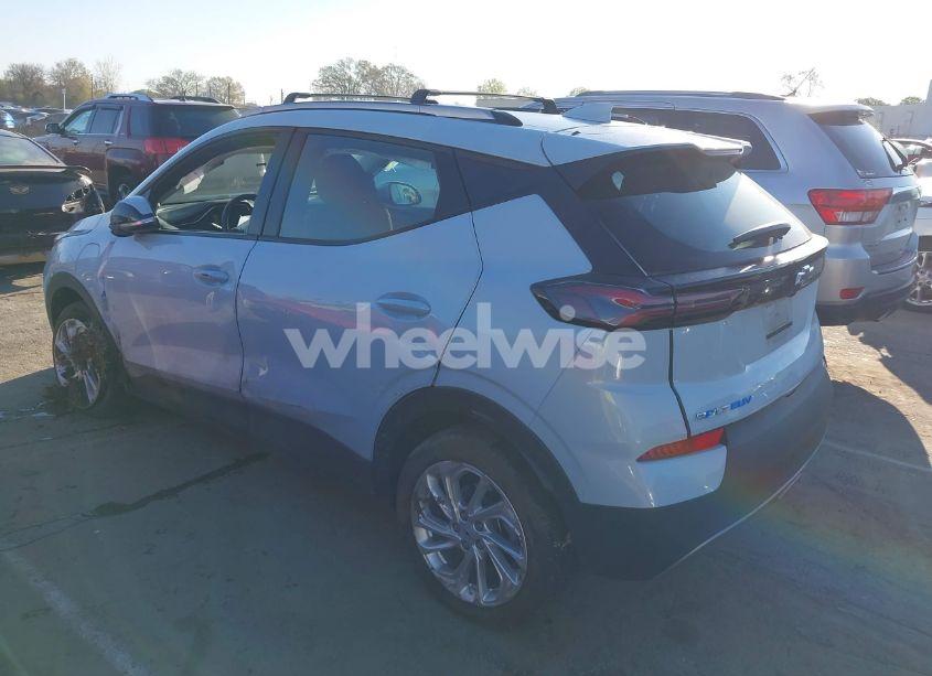 Photo 3 of 2023 Chevrolet Bolt EUV FWD LT (VIN 1G1FY6S00P4143318)
