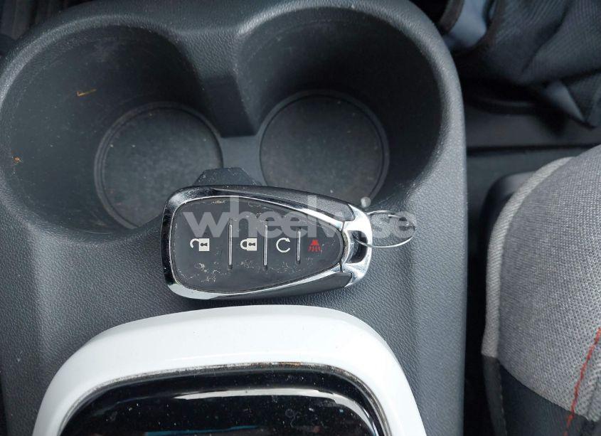 Photo 11 of 2019 Chevrolet Bolt EV LT (VIN 1G1FY6S01K4103242)