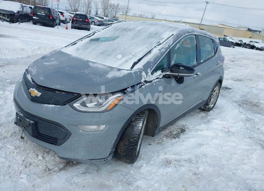 Photo 2 of 2019 Chevrolet Bolt EV LT (VIN 1G1FY6S01K4103242)