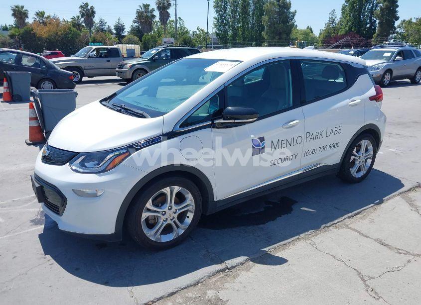Photo 2 of 2020 Chevrolet Bolt EV FWD LT (VIN 1G1FY6S01L4117935)
