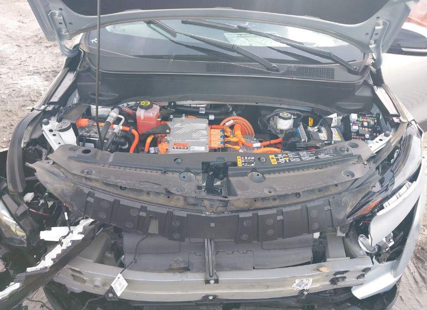 Photo 10 of 2023 Chevrolet Bolt EUV FWD LT (VIN 1G1FY6S01P4104432)