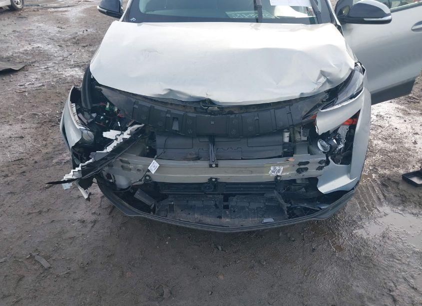 Photo 6 of 2023 Chevrolet Bolt EUV FWD LT (VIN 1G1FY6S01P4104432)