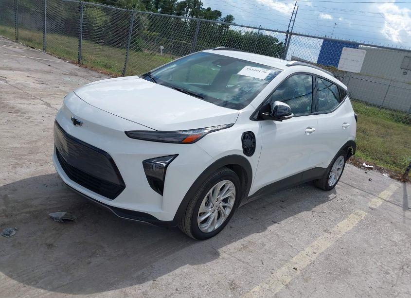 Photo 2 of 2023 Chevrolet Bolt EUV FWD LT (VIN 1G1FY6S01P4149550)