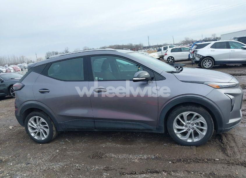 Photo 13 of 2023 Chevrolet Bolt EUV FWD LT (VIN 1G1FY6S01P4181169)