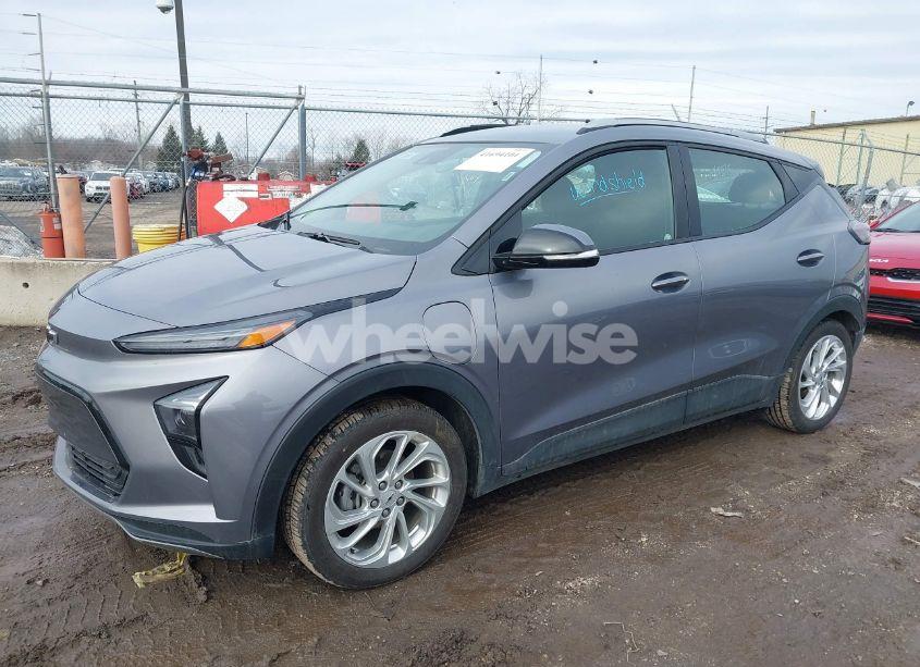Photo 2 of 2023 Chevrolet Bolt EUV FWD LT (VIN 1G1FY6S01P4181169)
