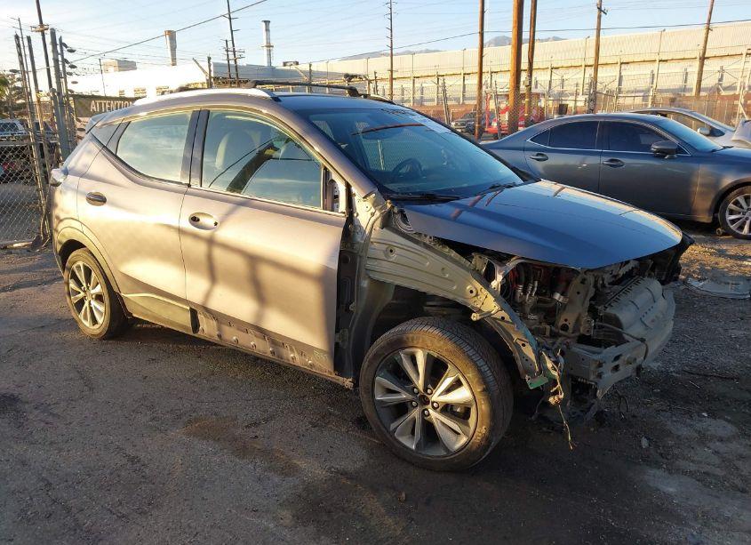2022 Chevrolet Bolt EUV FWD LT (VIN 1G1FY6S02N4121964) main photo