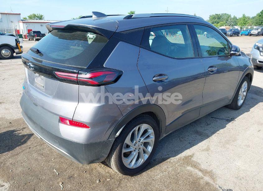 Photo 4 of 2023 Chevrolet Bolt EUV FWD LT (VIN 1G1FY6S02P4135706)