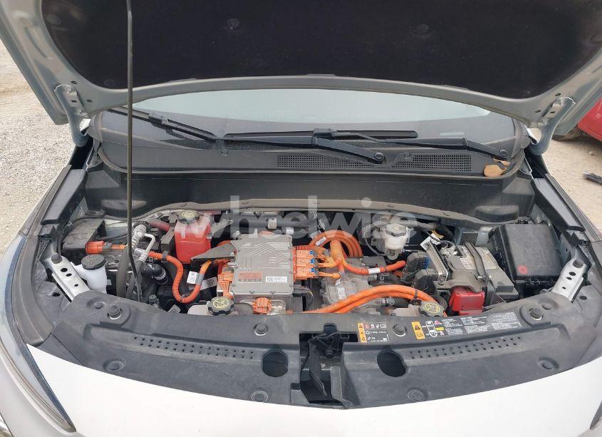Photo 10 of 2023 Chevrolet Bolt EUV FWD LT (VIN 1G1FY6S03P4133978)