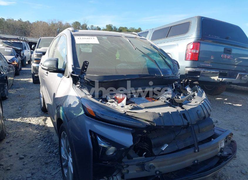 2023 Chevrolet Bolt EUV FWD LT (VIN 1G1FY6S03P4164583) main photo
