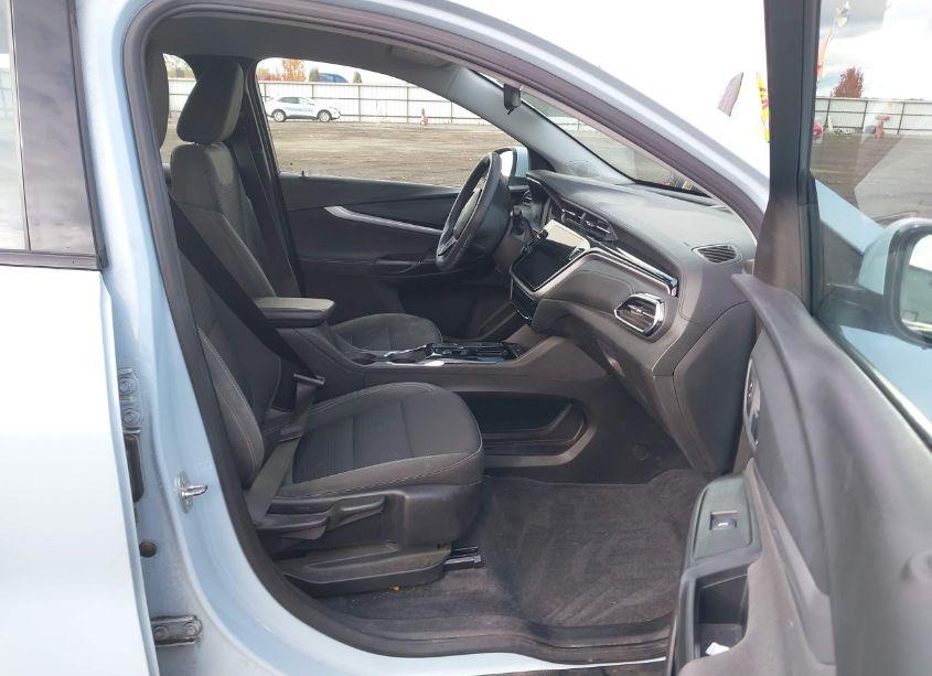 Photo 5 of 2022 Chevrolet Bolt EUV FWD LT (VIN 1G1FY6S04N4112795)