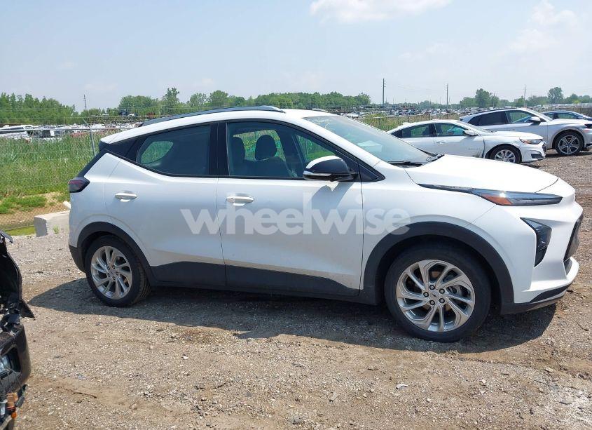 Photo 13 of 2023 Chevrolet Bolt EUV FWD LT (VIN 1G1FY6S04P4164348)