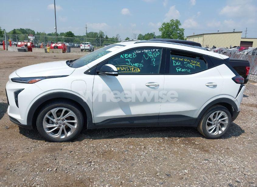 Photo 14 of 2023 Chevrolet Bolt EUV FWD LT (VIN 1G1FY6S04P4164348)