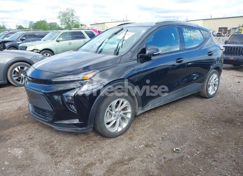 Photo 2 of 2023 Chevrolet Bolt EUV FWD LT (VIN 1G1FY6S04P4182087)