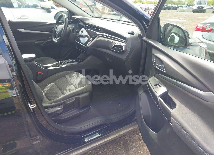 Photo 5 of 2023 Chevrolet Bolt EUV FWD LT (VIN 1G1FY6S04P4182087)