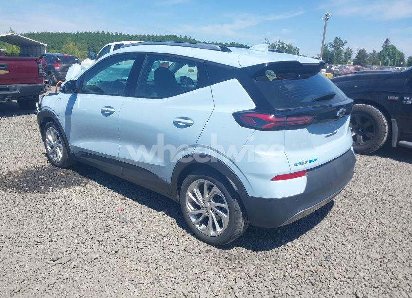 Photo 3 of 2022 Chevrolet Bolt EUV FWD LT (VIN 1G1FY6S05N4109761)