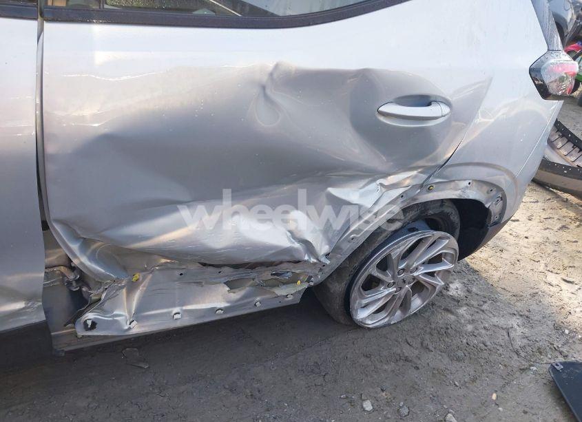 Photo 22 of 2023 Chevrolet Bolt EUV FWD LT (VIN 1G1FY6S05P4133478)