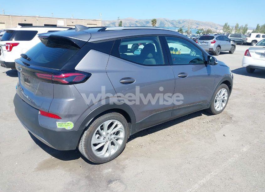 Photo 4 of 2023 Chevrolet Bolt EUV FWD LT (VIN 1G1FY6S05P4134517)