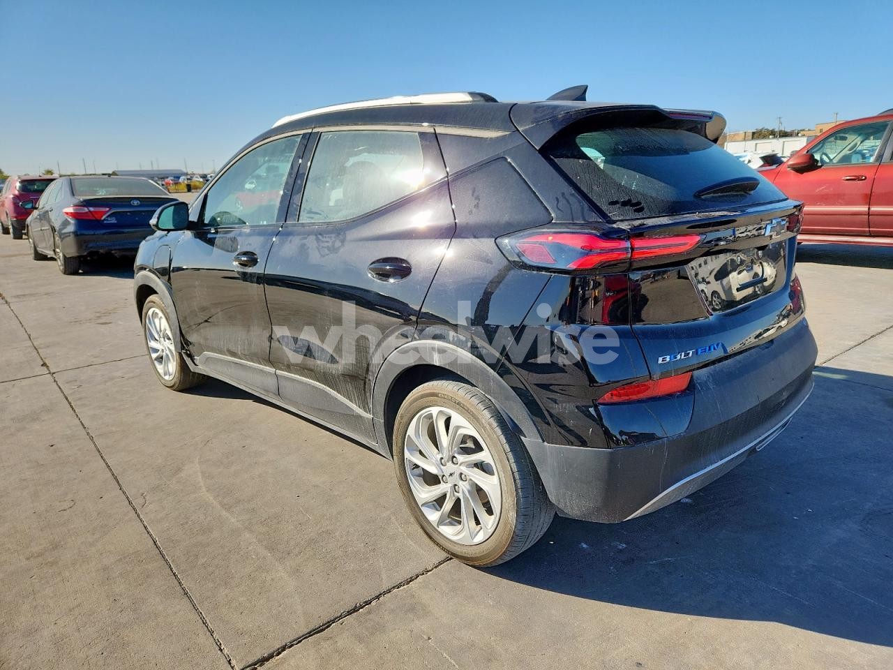 Photo 2 of 2023 CHEVROLET BOLT EUV LT (VIN 1G1FY6S05P4134632)