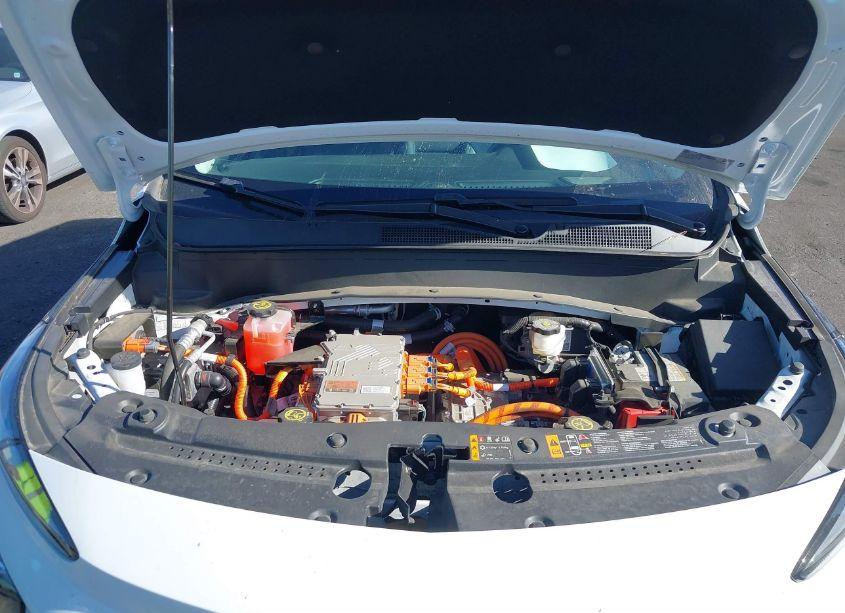 Photo 10 of 2022 Chevrolet Bolt EUV FWD LT (VIN 1G1FY6S07N4115237)