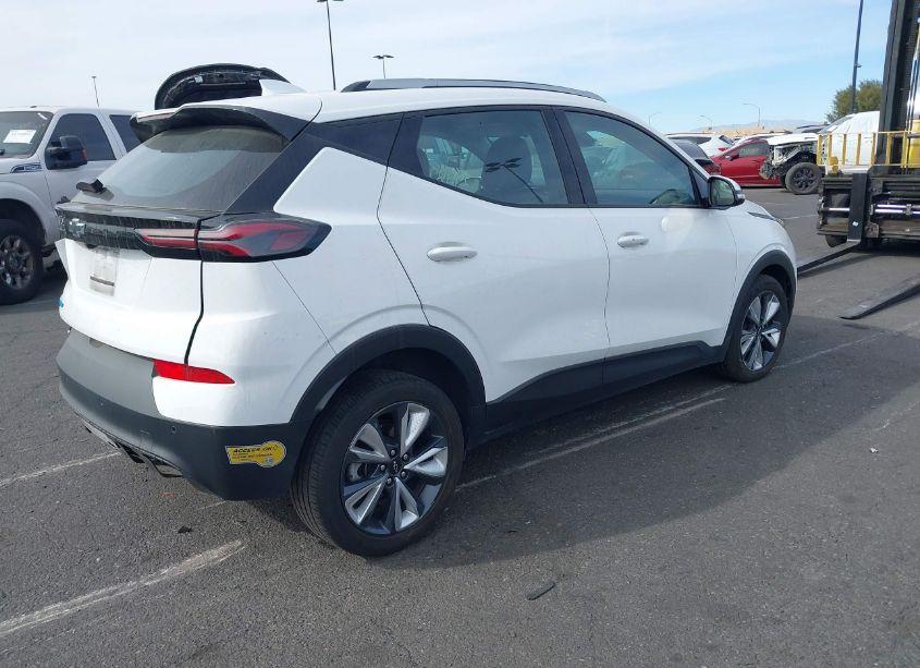Photo 4 of 2022 Chevrolet Bolt EUV FWD LT (VIN 1G1FY6S07N4115237)