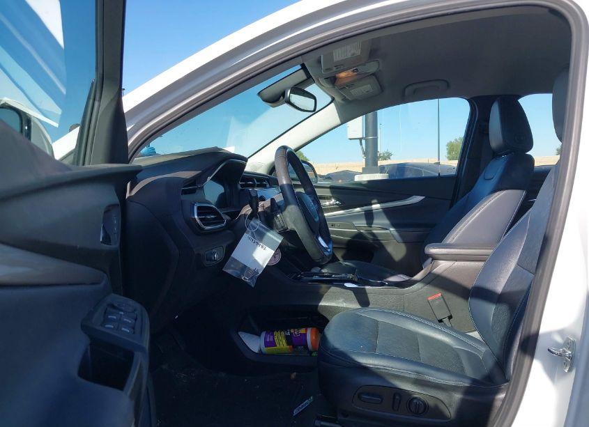 Photo 5 of 2022 Chevrolet Bolt EUV FWD LT (VIN 1G1FY6S07N4115237)
