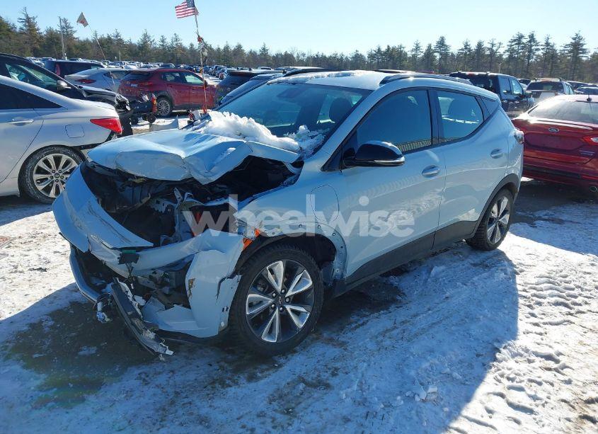 Photo 2 of 2023 Chevrolet Bolt EUV FWD LT (VIN 1G1FY6S07P4165722)