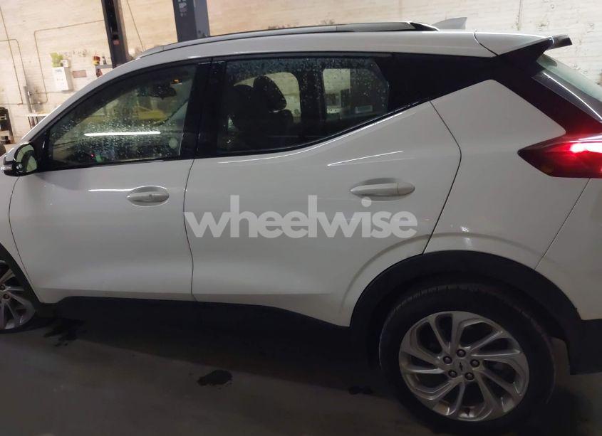 Photo 14 of 2023 Chevrolet Bolt EUV FWD LT (VIN 1G1FY6S07P4178101)