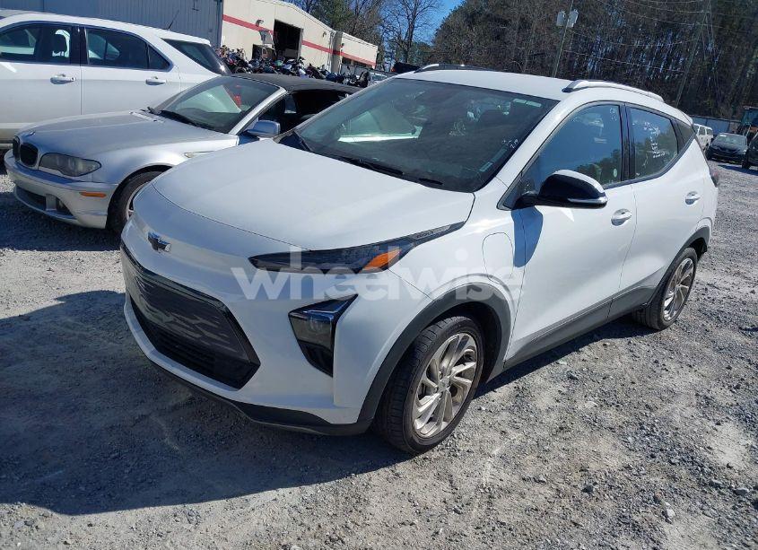 Photo 2 of 2023 Chevrolet Bolt EUV FWD LT (VIN 1G1FY6S07P4184397)