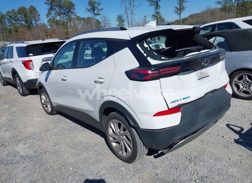 Photo 3 of 2023 Chevrolet Bolt EUV FWD LT (VIN 1G1FY6S07P4184397)