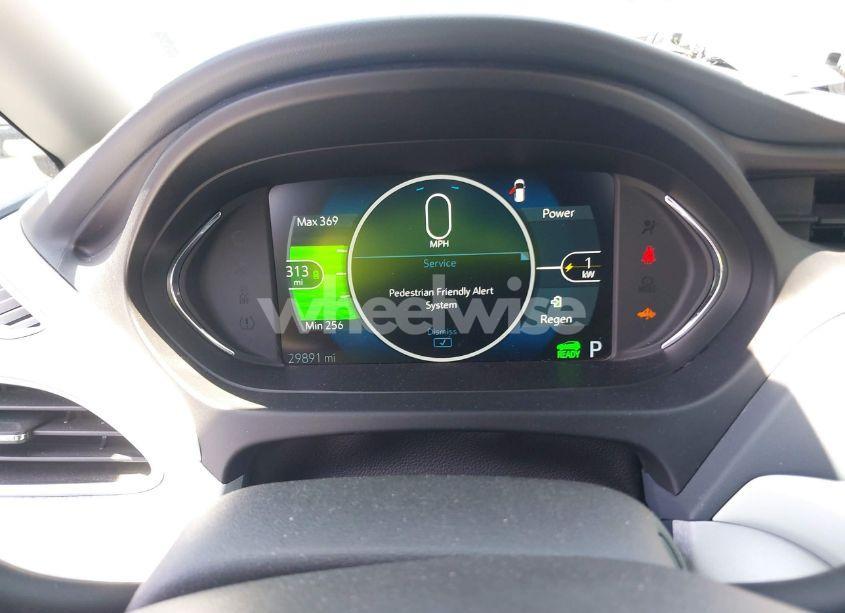 Photo 7 of 2019 Chevrolet Bolt EV LT (VIN 1G1FY6S08K4123200)