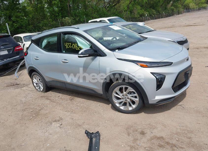 2023 Chevrolet Bolt EUV FWD LT (VIN 1G1FY6S08P4148881) main photo